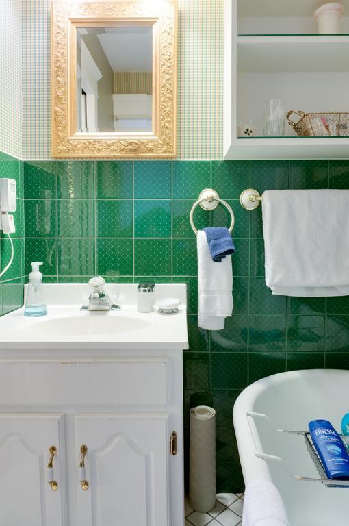 Calgary Westways Guest House Kamer foto