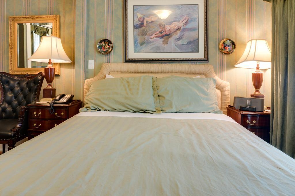 Calgary Westways Guest House Kamer foto