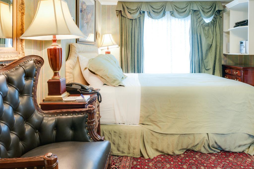 Calgary Westways Guest House Kamer foto