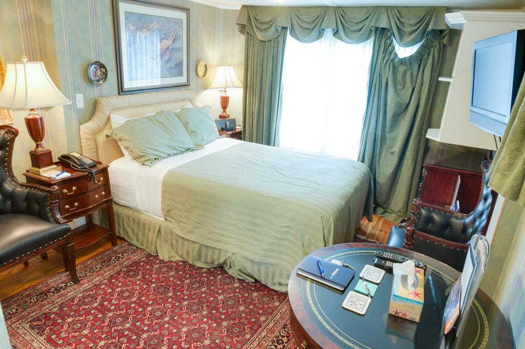 Calgary Westways Guest House Kamer foto