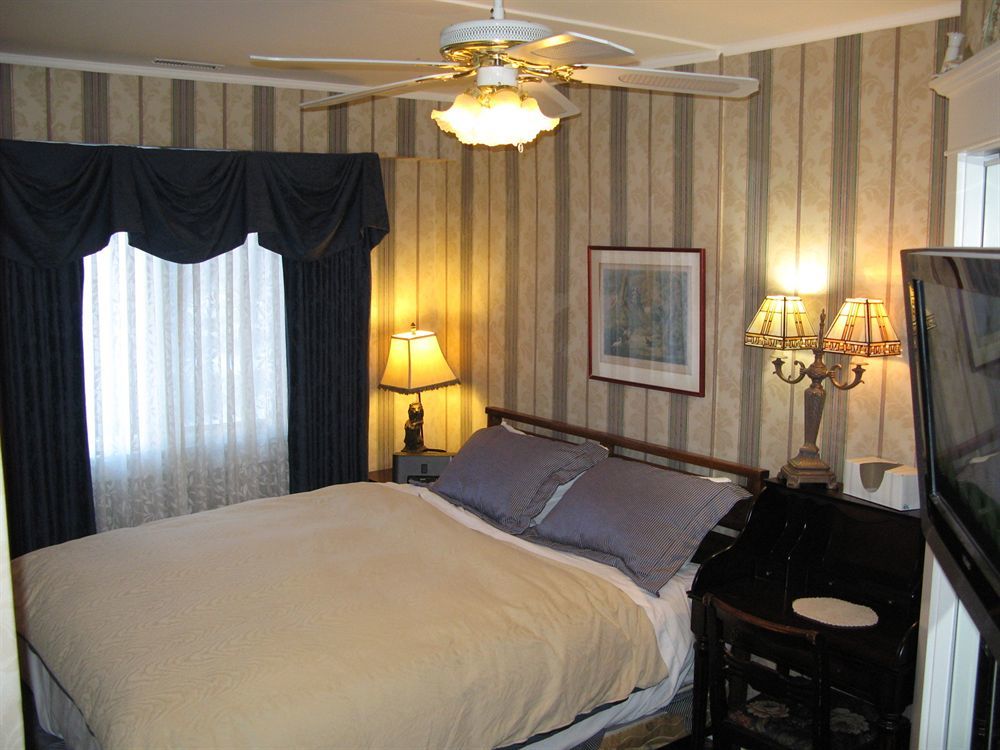 Calgary Westways Guest House Buitenkant foto