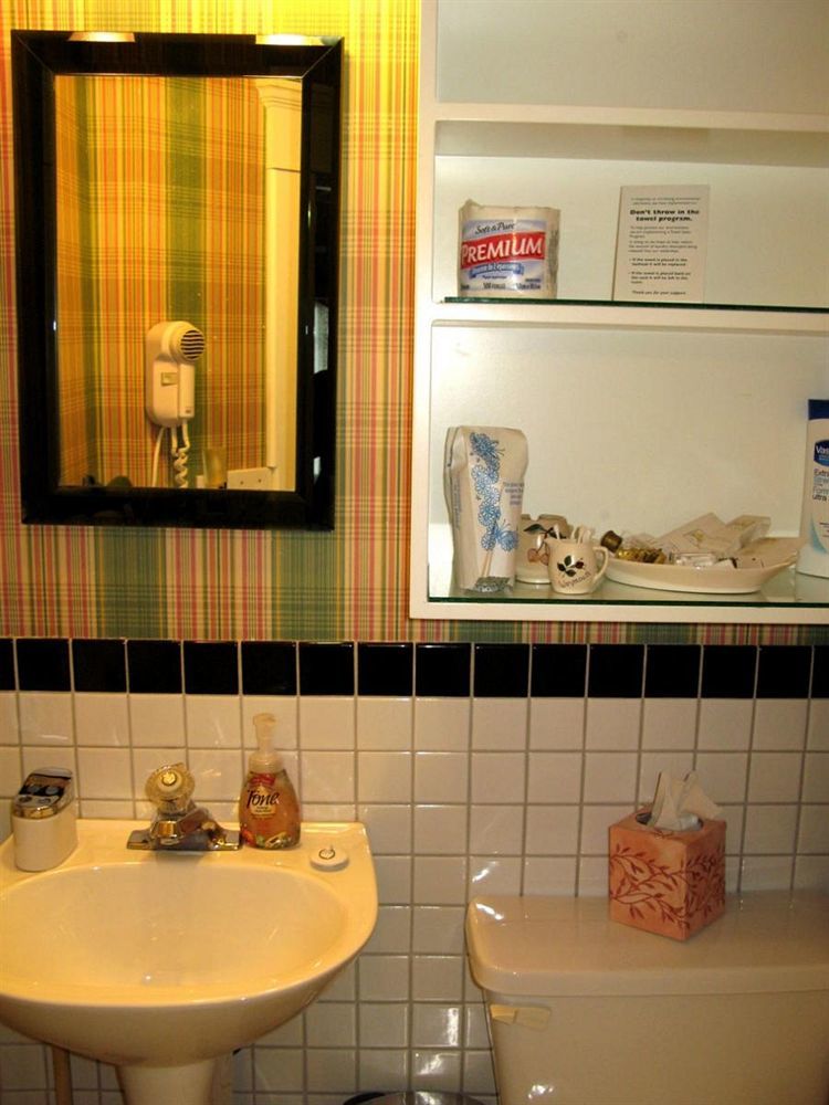 Calgary Westways Guest House Buitenkant foto