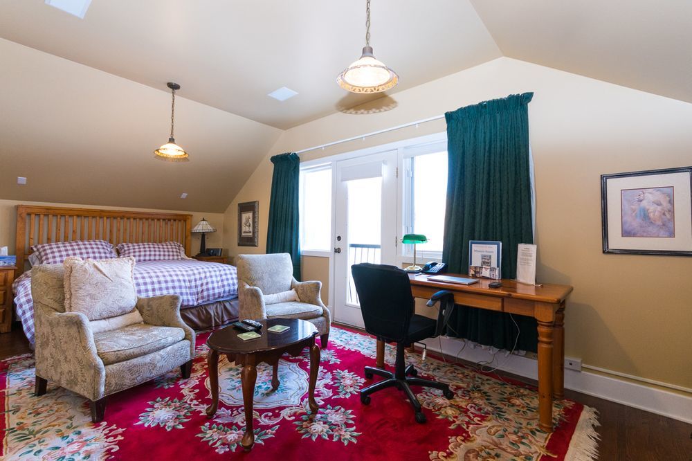 Calgary Westways Guest House Buitenkant foto
